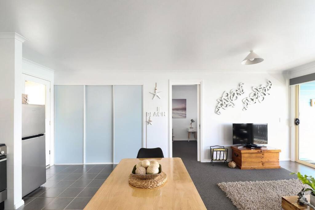Bella Costa - Bay Of Fires Beach House Binalong Bay Экстерьер фото
